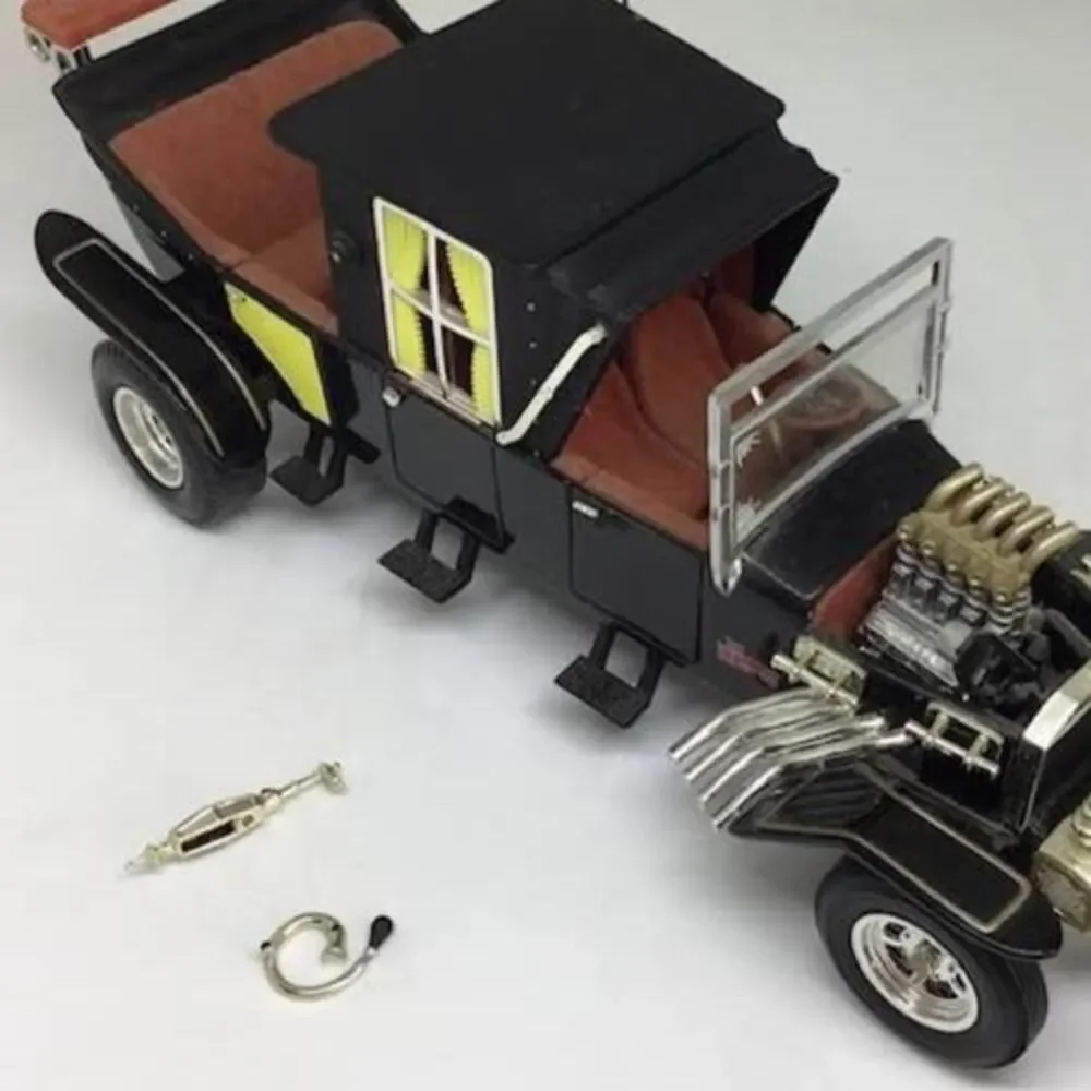 Ertl Munster Koach Model Car Vehicle Herse Black Diecast George Barris 1:18 Vtg